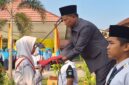 Anggota DPRD Tebo Edi Hartono, S.Pd.I memimpin langsung Upacara Bendera di hari Sumpah Pemuda 28 Oktober 2024